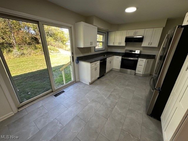 9452 Fairfield Drive, Twinsburg, OH 44087