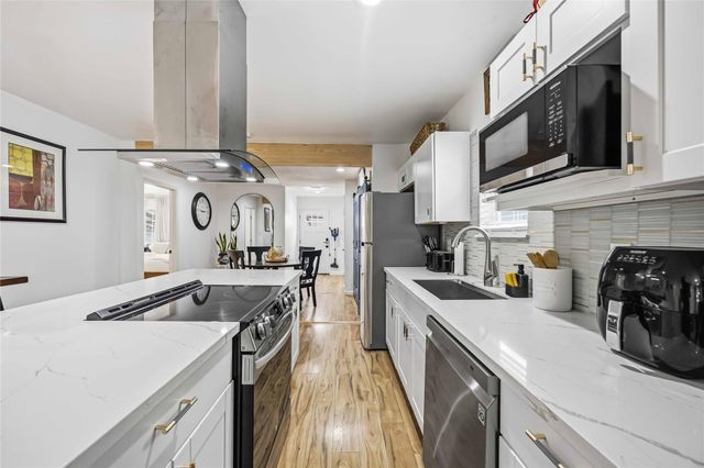1602 Luzon Street, Houston, TX 77009