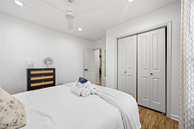 1602 Luzon Street, Houston, TX 77009