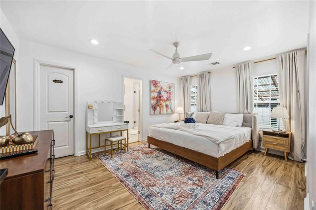 1602 Luzon Street, Houston, TX 77009
