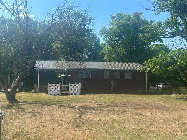 8721 Linwood Southmont Road, Lexington, NC 27292