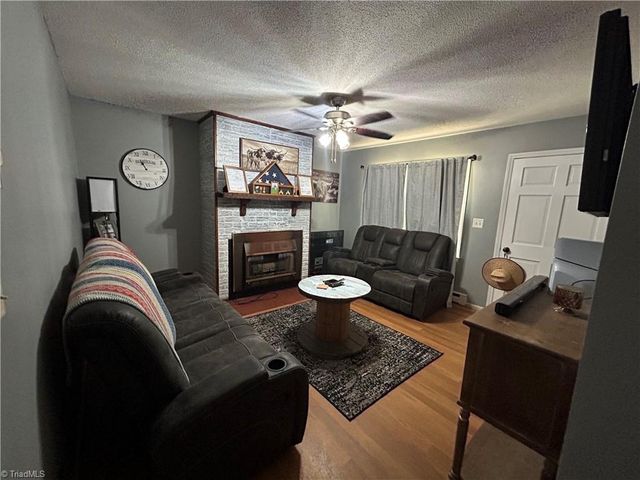 8721 Linwood Southmont Road, Lexington, NC 27292
