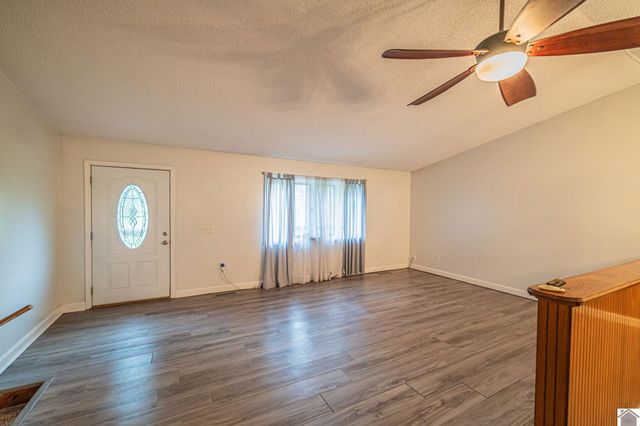 1872 E Unity Church Rd 3, Hardin, KY 42048