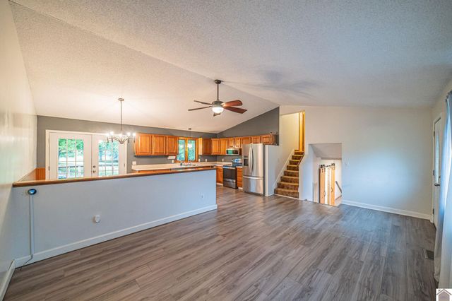 1872 E Unity Church Rd 3, Hardin, KY 42048