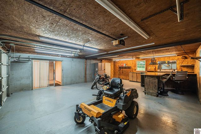 1872 E Unity Church Rd 3, Hardin, KY 42048