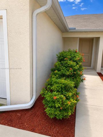 9114 Aegean Circle, Lehigh Acres, FL 33936