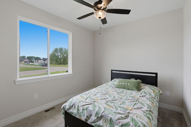 5906 N Saint Paul St, Wichita, KS 67204
