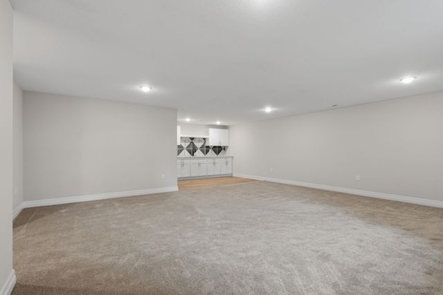 5906 N Saint Paul St, Wichita, KS 67204