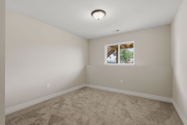 5906 N Saint Paul St, Wichita, KS 67204