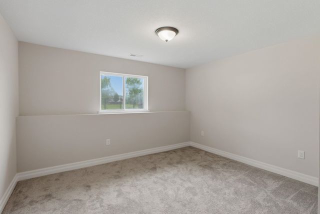 5906 N Saint Paul St, Wichita, KS 67204