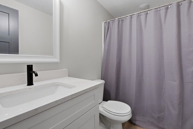 5906 N Saint Paul St, Wichita, KS 67204
