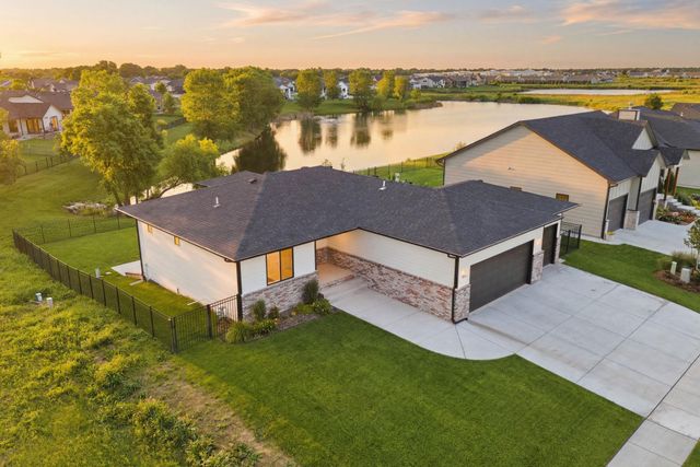 5906 N Saint Paul St, Wichita, KS 67204