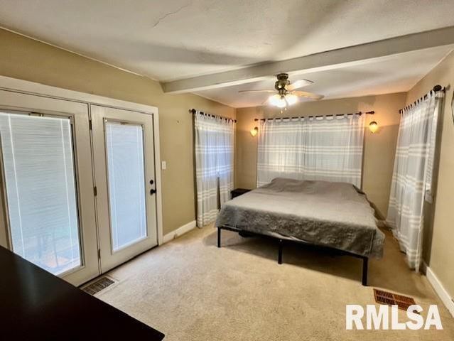 912 S STEWART Street, Creve Coeur, IL 61610