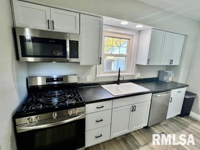 912 S STEWART Street, Creve Coeur, IL 61610
