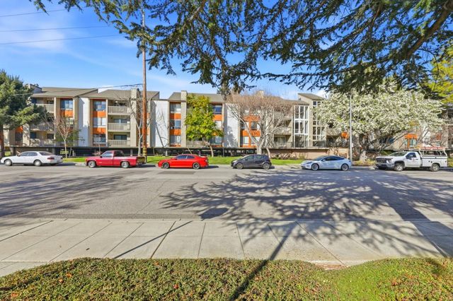 49 Showers Drive A130, Mountain View, CA 94040