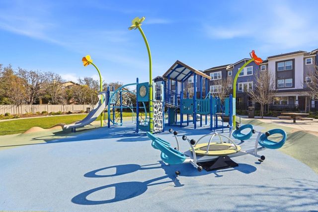 49 Showers Drive A130, Mountain View, CA 94040