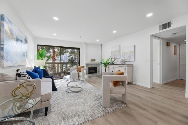 49 Showers Drive A130, Mountain View, CA 94040