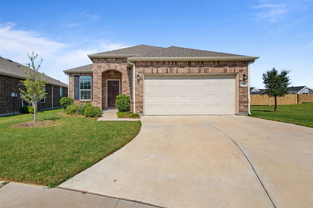 5652 Cherrywood Way, Fort Worth, TX 76123