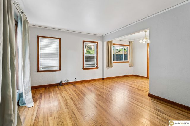 4916 Gretchen Avenue, Omaha, NE 68104