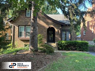 7454 Stanford Avenue, University City, MO 63130