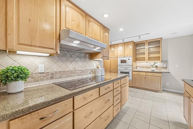 7435 Maywood Drive, Pleasanton, CA 94588