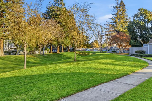 7435 Maywood Drive, Pleasanton, CA 94588