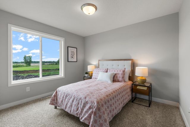 533 Sienna Drive, Watertown, MN 55388