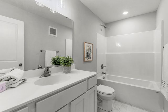 533 Sienna Drive, Watertown, MN 55388