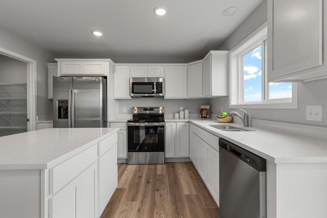 533 Sienna Drive, Watertown, MN 55388