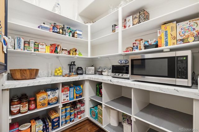 9555 Silent Hills Lane, Lone Tree, CO 80124