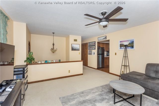 103 Mary Street, Poca, WV 25159
