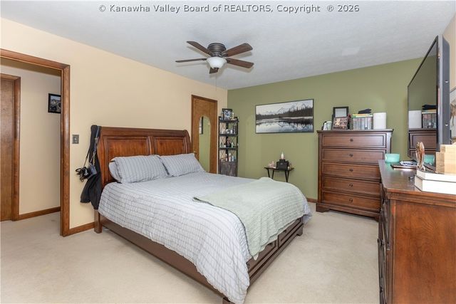 103 Mary Street, Poca, WV 25159