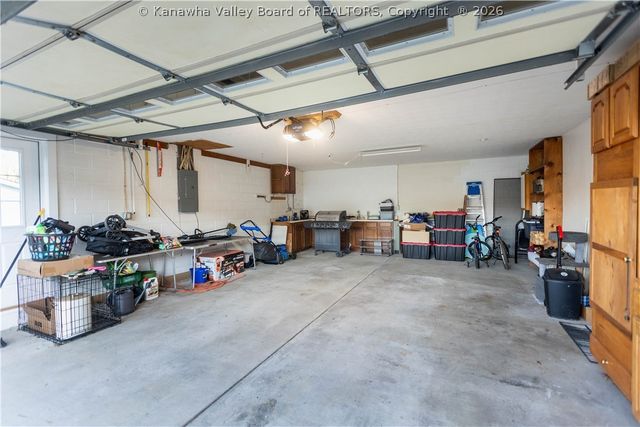 103 Mary Street, Poca, WV 25159