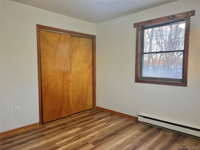 188 River Road B, Wallkill, NY 12589