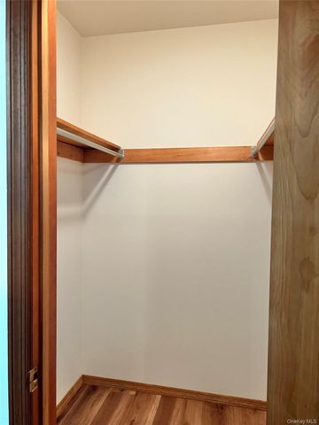 188 River Road B, Wallkill, NY 12589