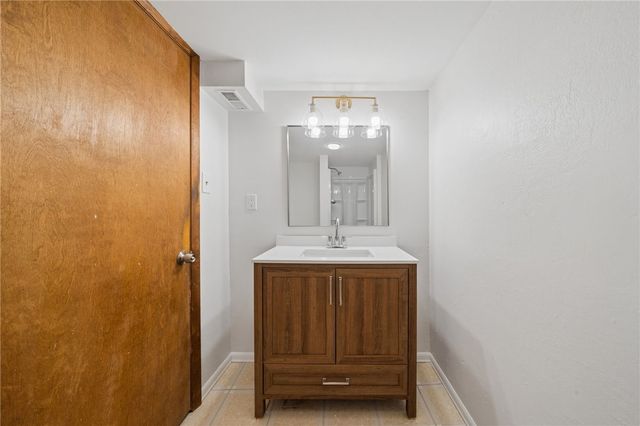 1217 Monongahela Blvd, White Oak, PA 15131