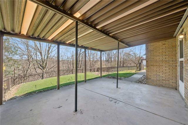 1217 Monongahela Blvd, White Oak, PA 15131