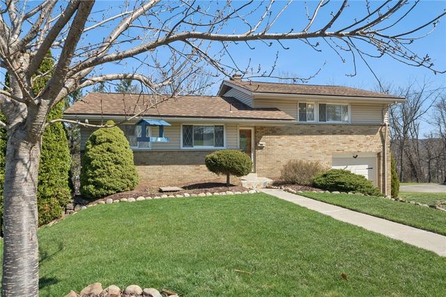 1217 Monongahela Blvd, White Oak, PA 15131