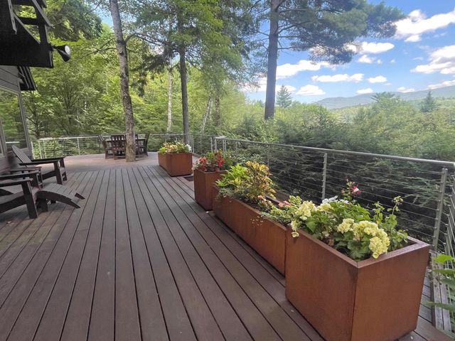 190 Upper Pines Road, Warren, VT 05674