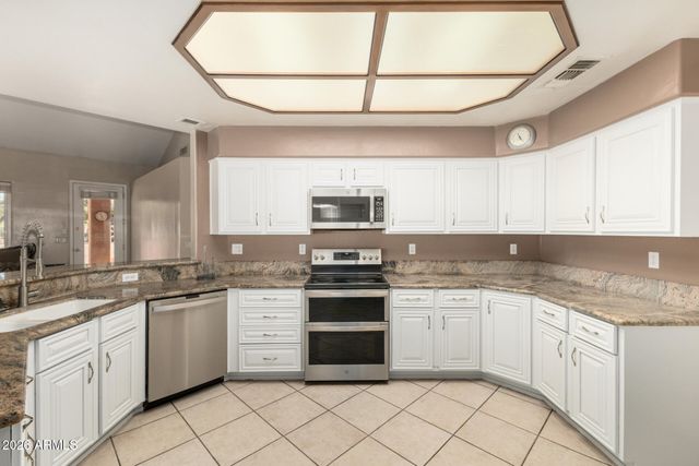 25225 N 46TH Drive, Phoenix, AZ 85083