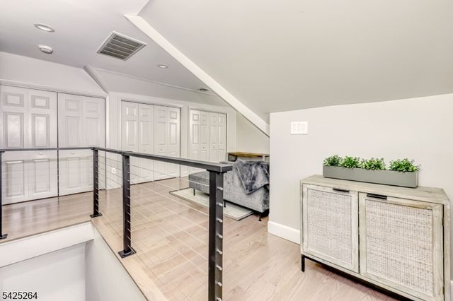 11 Ashton Pl, Glen Rock Boro, NJ 07452