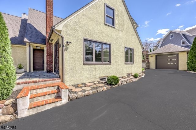 11 Ashton Pl, Glen Rock Boro, NJ 07452