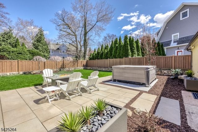 11 Ashton Pl, Glen Rock Boro, NJ 07452