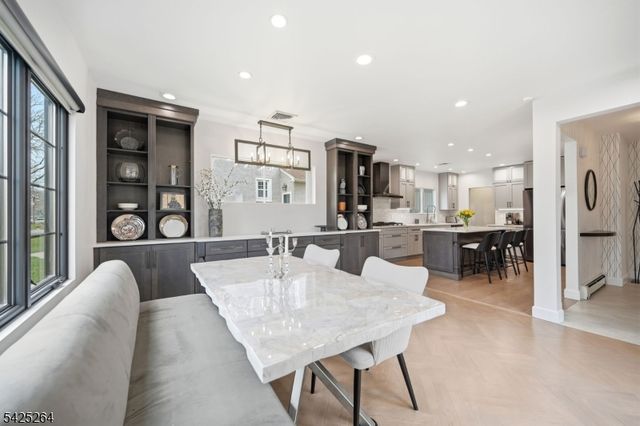 11 Ashton Pl, Glen Rock Boro, NJ 07452