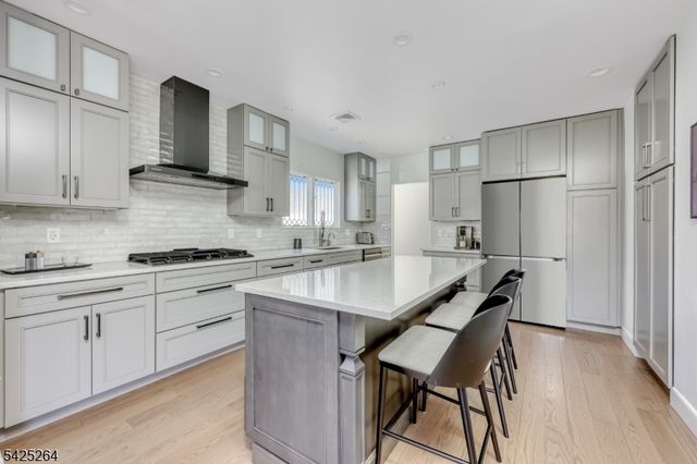 11 Ashton Pl, Glen Rock Boro, NJ 07452