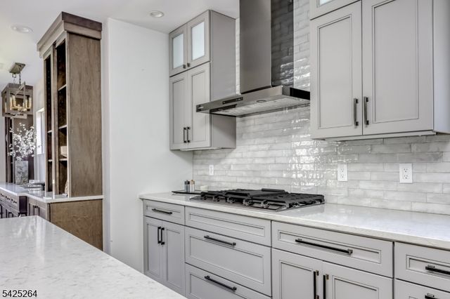 11 Ashton Pl, Glen Rock Boro, NJ 07452