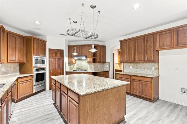 9709 Waterview Parkway, Rowlett, TX 75089