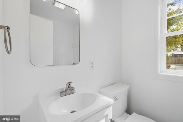 1202 BENNING RD, Capitol Heights, MD 20743