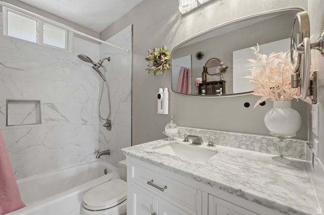5867 S 2900 W, Roy, UT 84067