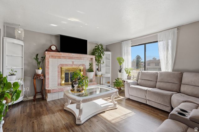 5867 S 2900 W, Roy, UT 84067